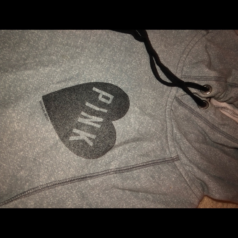🆚💞 Victoria’s Secrets Pink hoodie - Picture 2 of 3